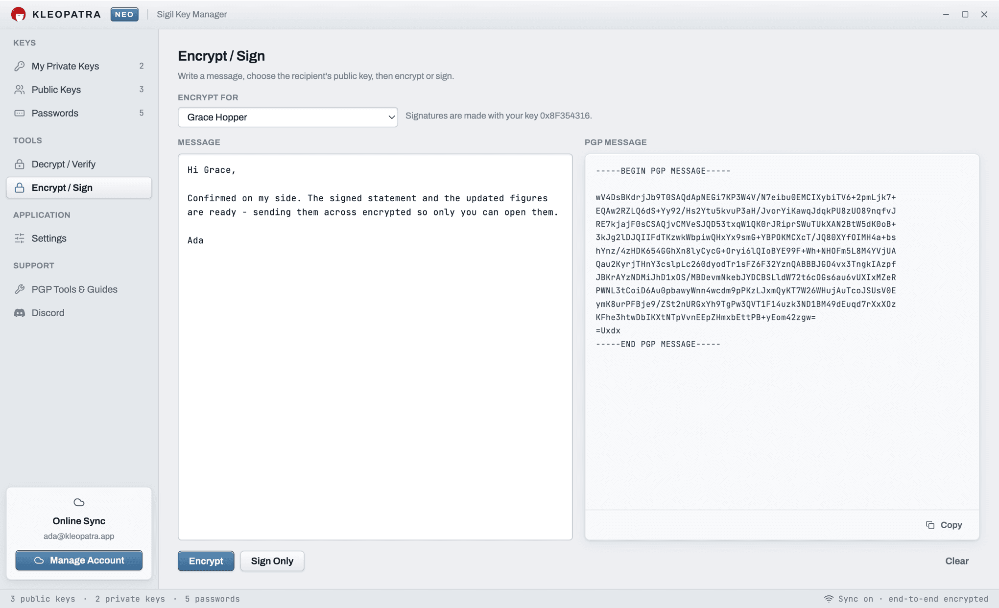 Kleopatra Encrypt / Sign screen: a message to Grace Hopper on the left, the armored PGP output on the right